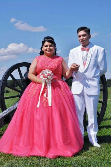 Melissa Reyes and her escort, Nicholas Bonat, stopped at Bull Run Battlefield before heading to the big Quinceañera celebration.