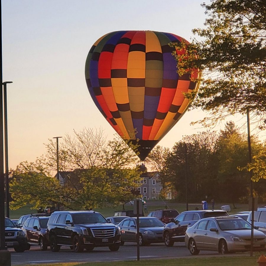 Seniors Enjoy a Festivity-Packed Prom Alternative via Senior Sunset Celebration