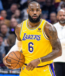 Professional Athletes: When Does Old Become Too Old?